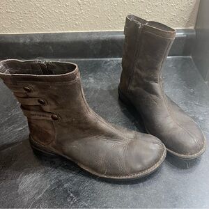 Merrell  Wm9 Brown Leather ankle moto boots Straps Buttons Side zip work casual